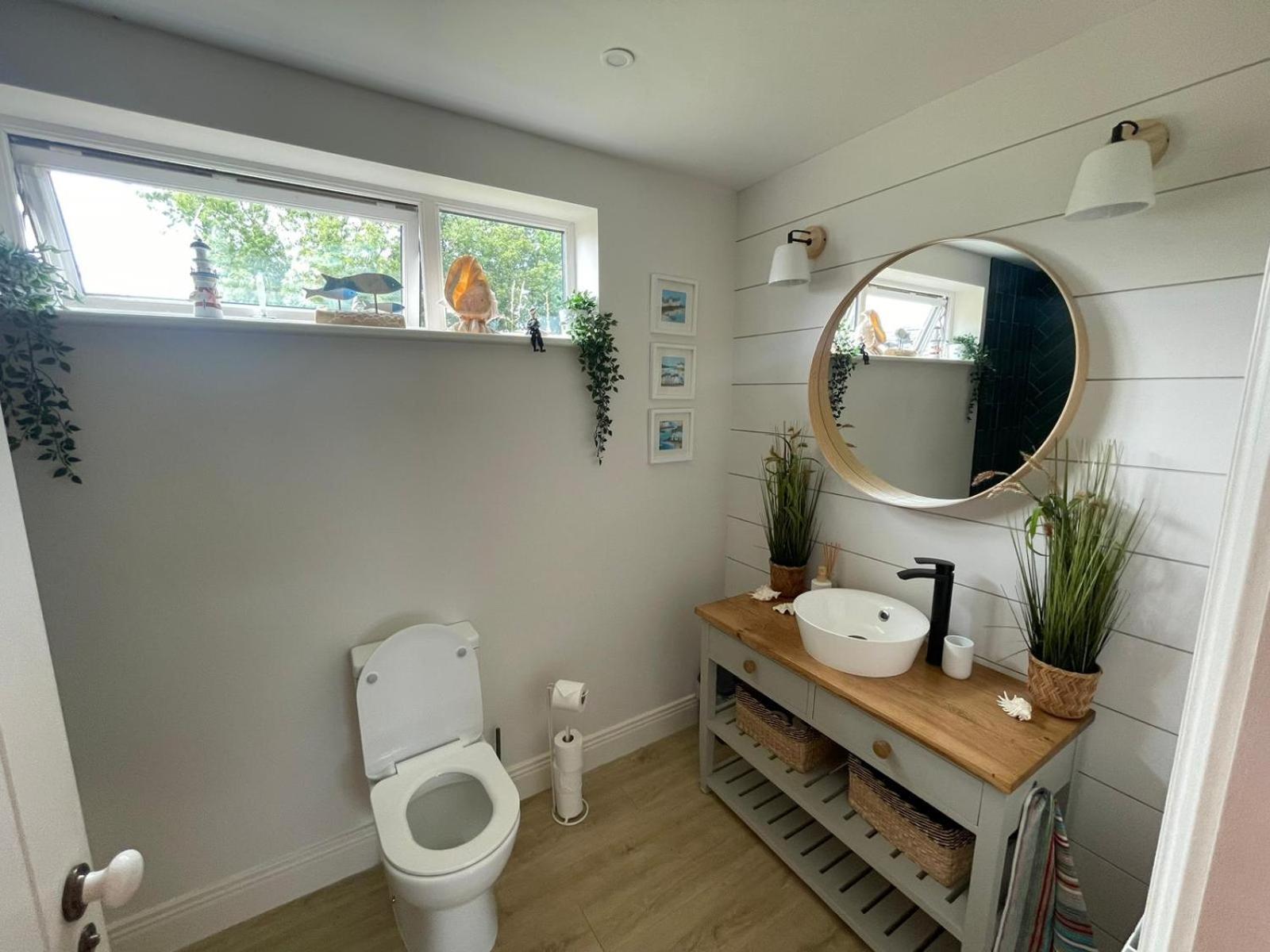 Ocean Breeze Villa Cork Kültér fotó